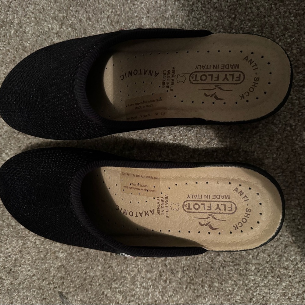 Fly Flot Black Slip-On Shoes
